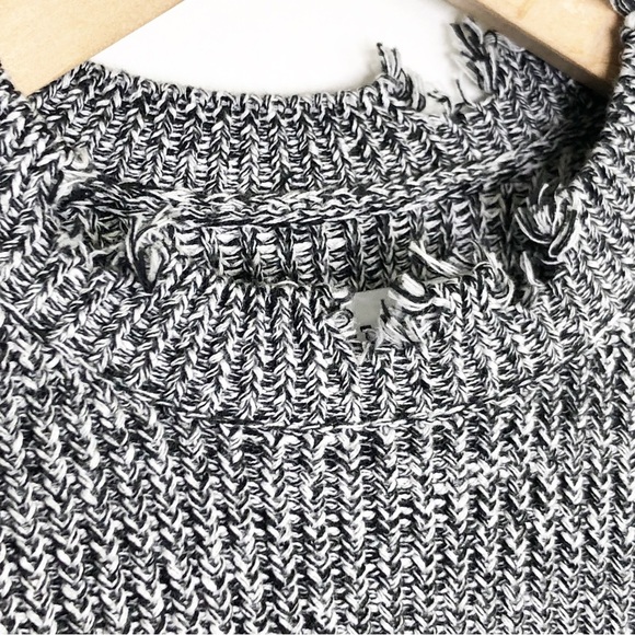 Pistola gray heathered distressed, crewneck sweater - Picture 4 of 10